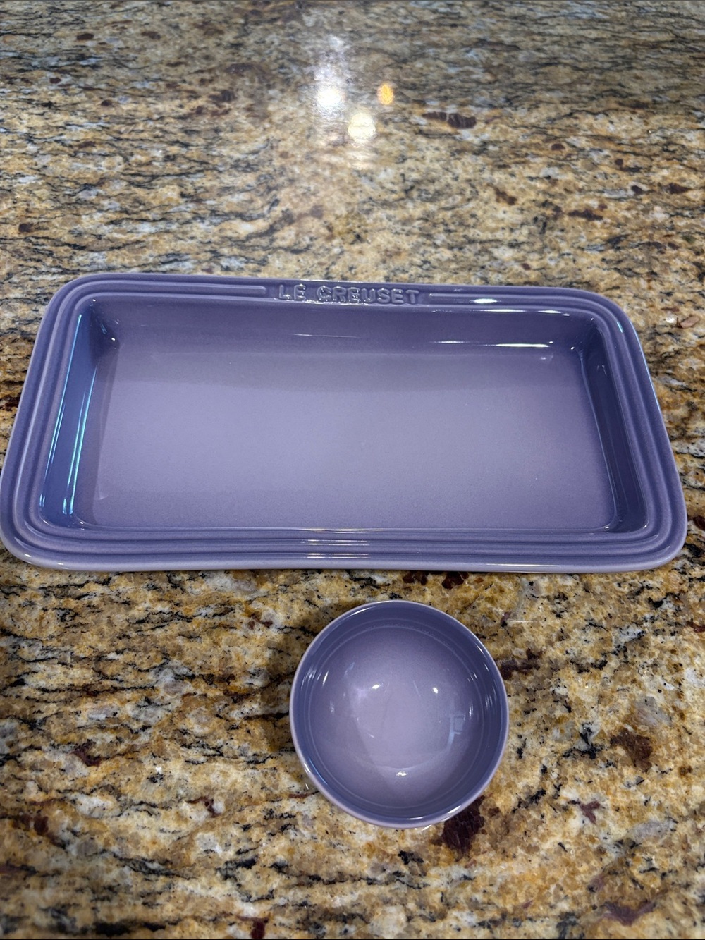 Le Creuset Rectangular Serving Platter with Pinch Bowl, Blue Bell Purple - Picture 3 of 16